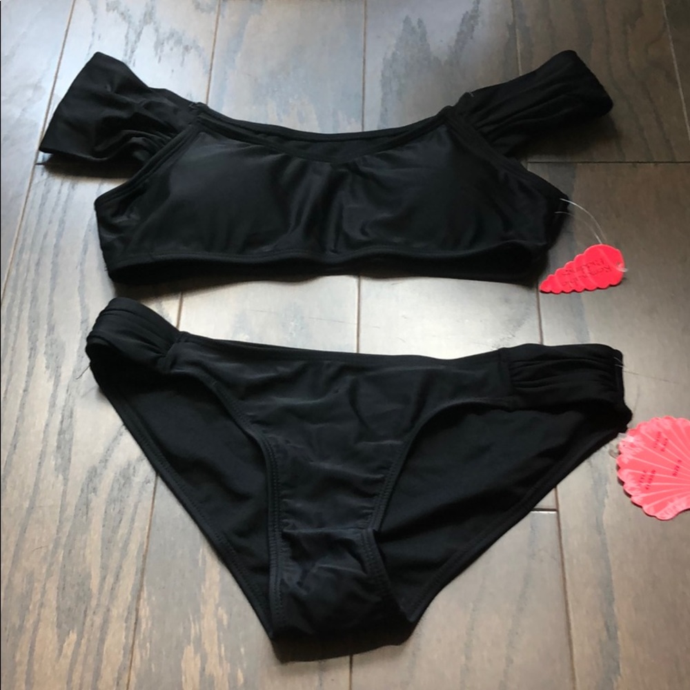 2 piece bathing suit. Size small